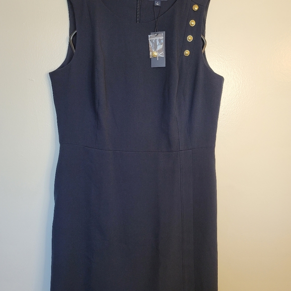 Tommy Hilfiger Sleeveless Dress with Button design - Picture 10 of 10